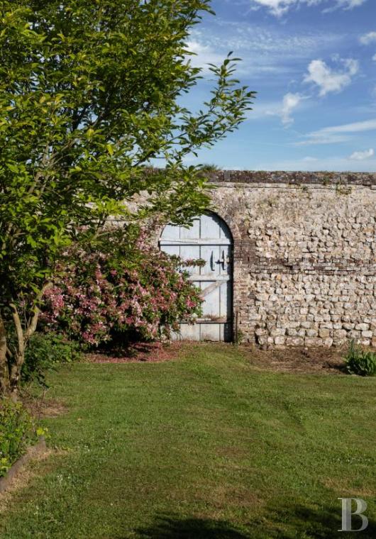 An old farmhouse forming a “clos-masure” in the Pays de Caux, in Seine-Maritime - photo  n°16